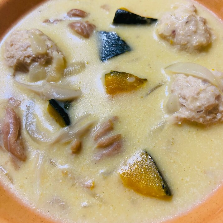 かぼちゃと鶏団子のミルクシチュー